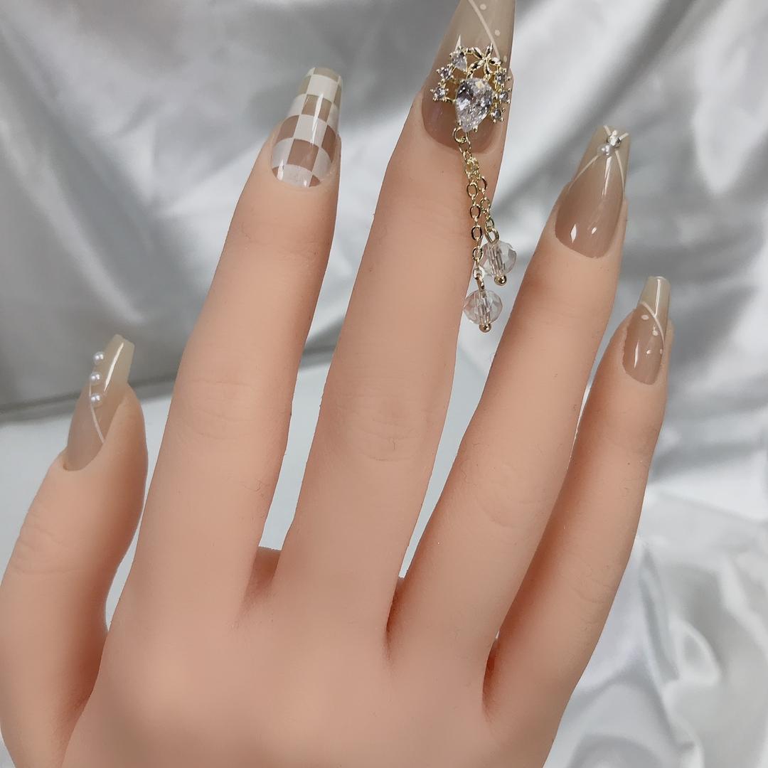 华美美甲饰品