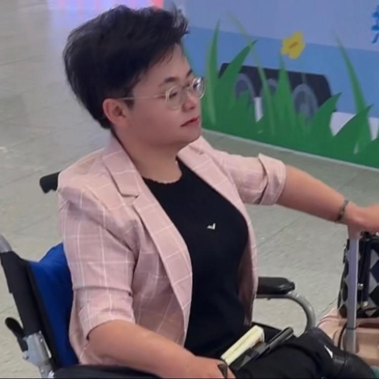 小啊芳“追梦人”