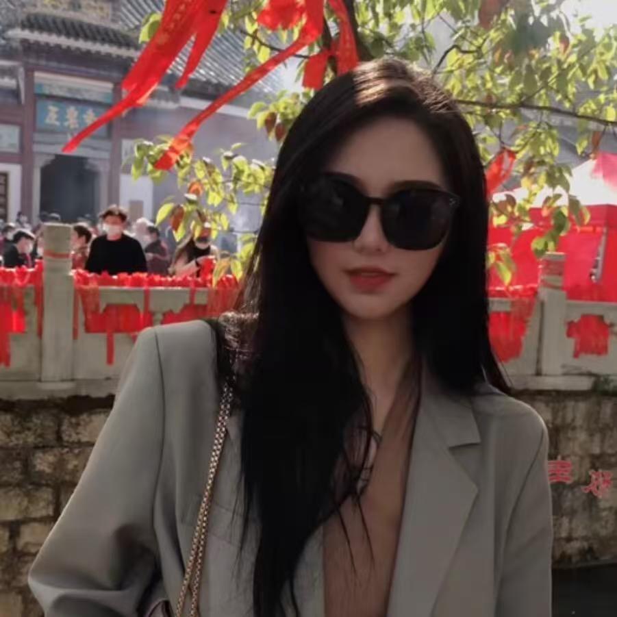 @百变皮卡丘