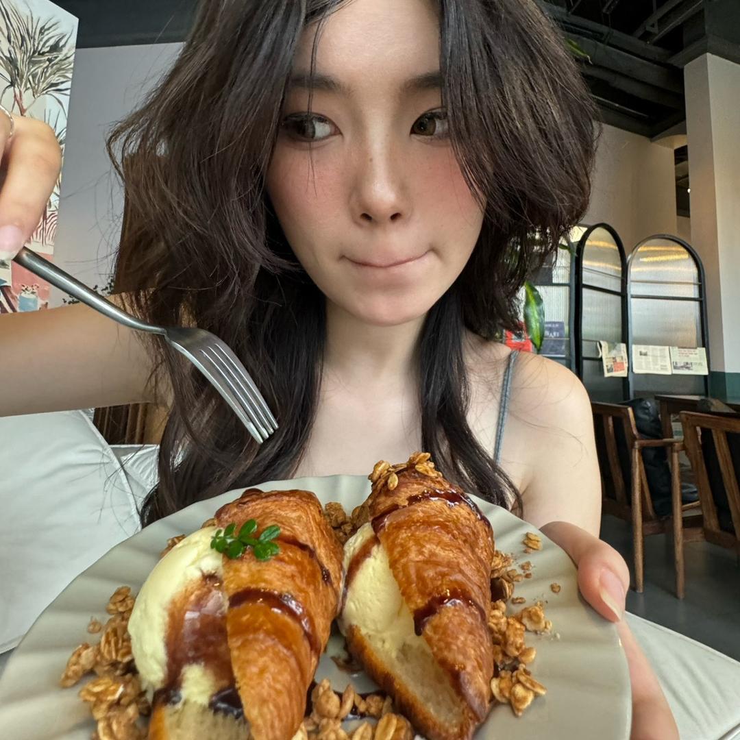 蘑菇蘑菇ashleyashley