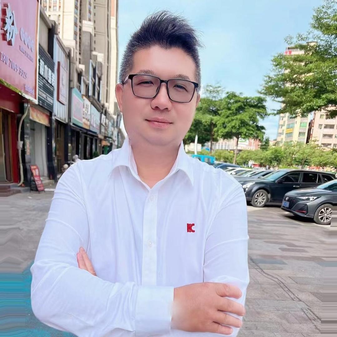 可成地产陆明