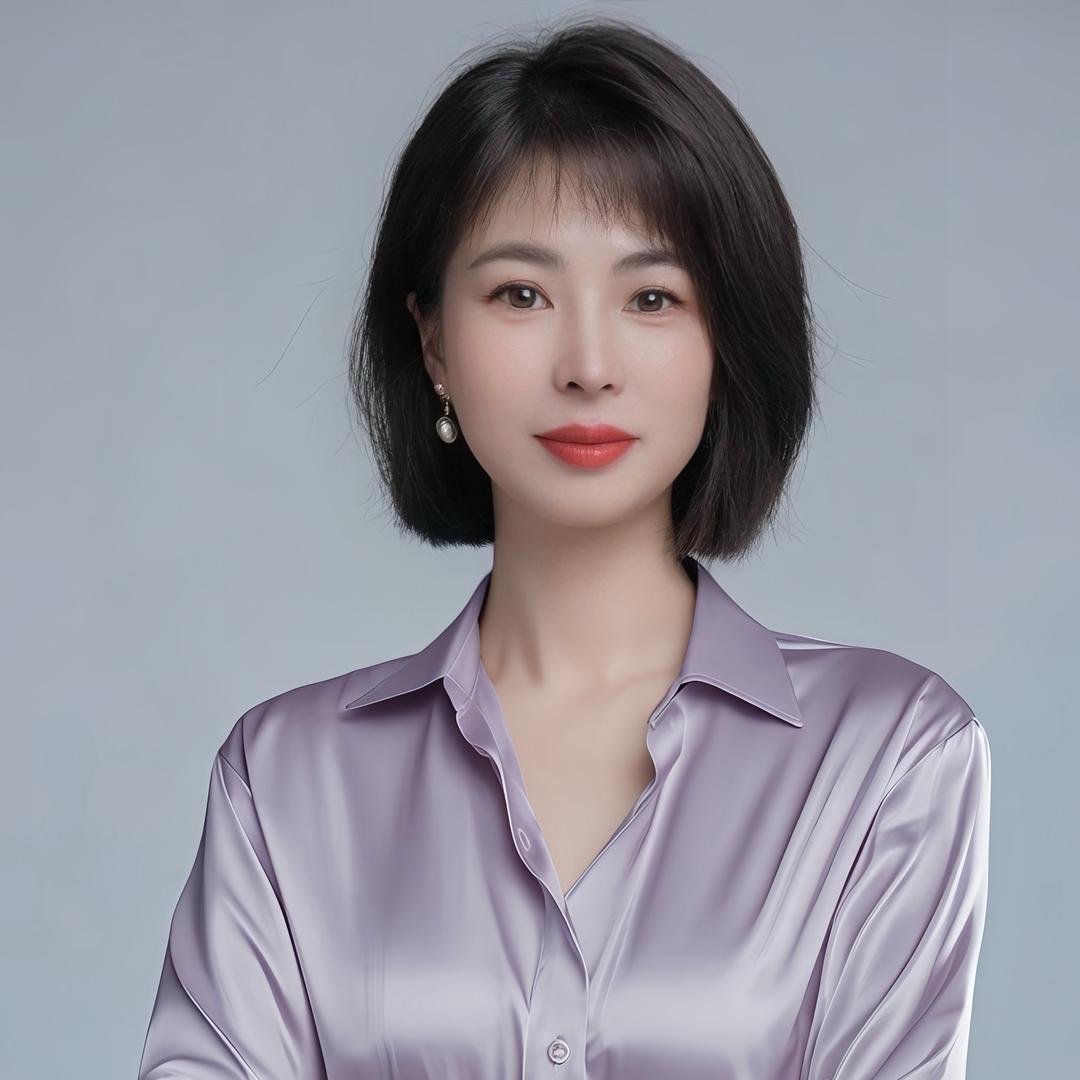 จุ๊บ 嘉和房产鎏冬梅