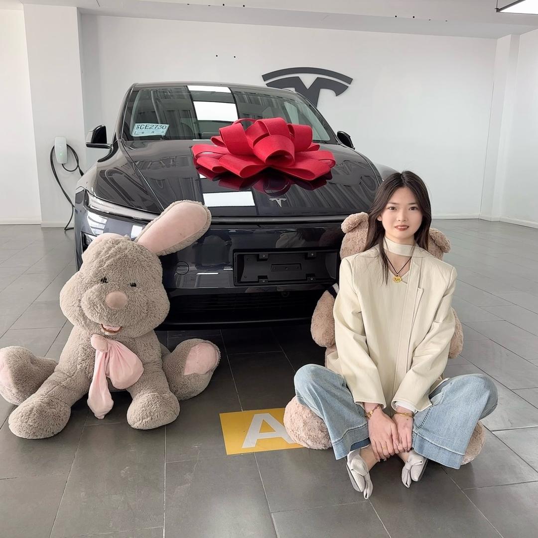 熙熙的焕新Model Y