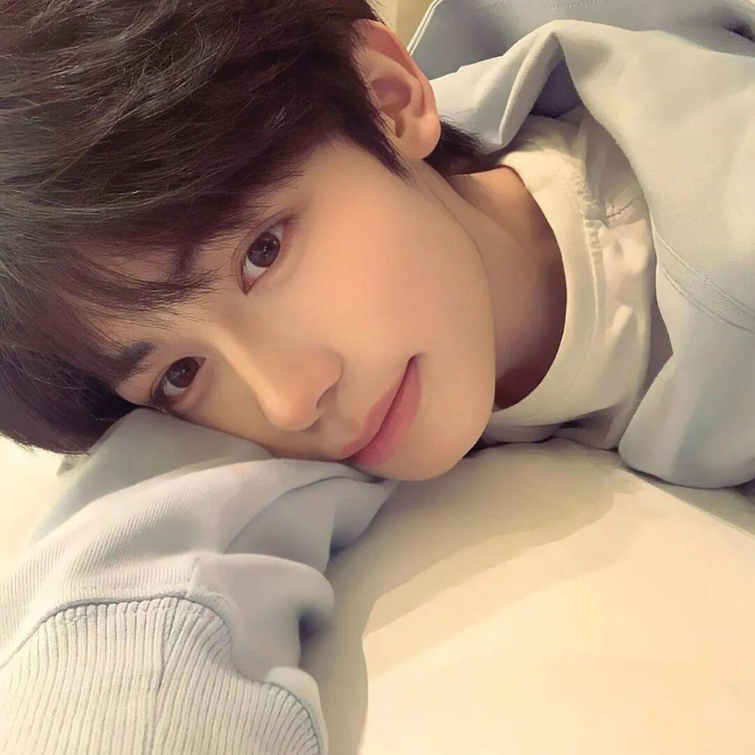 伦也