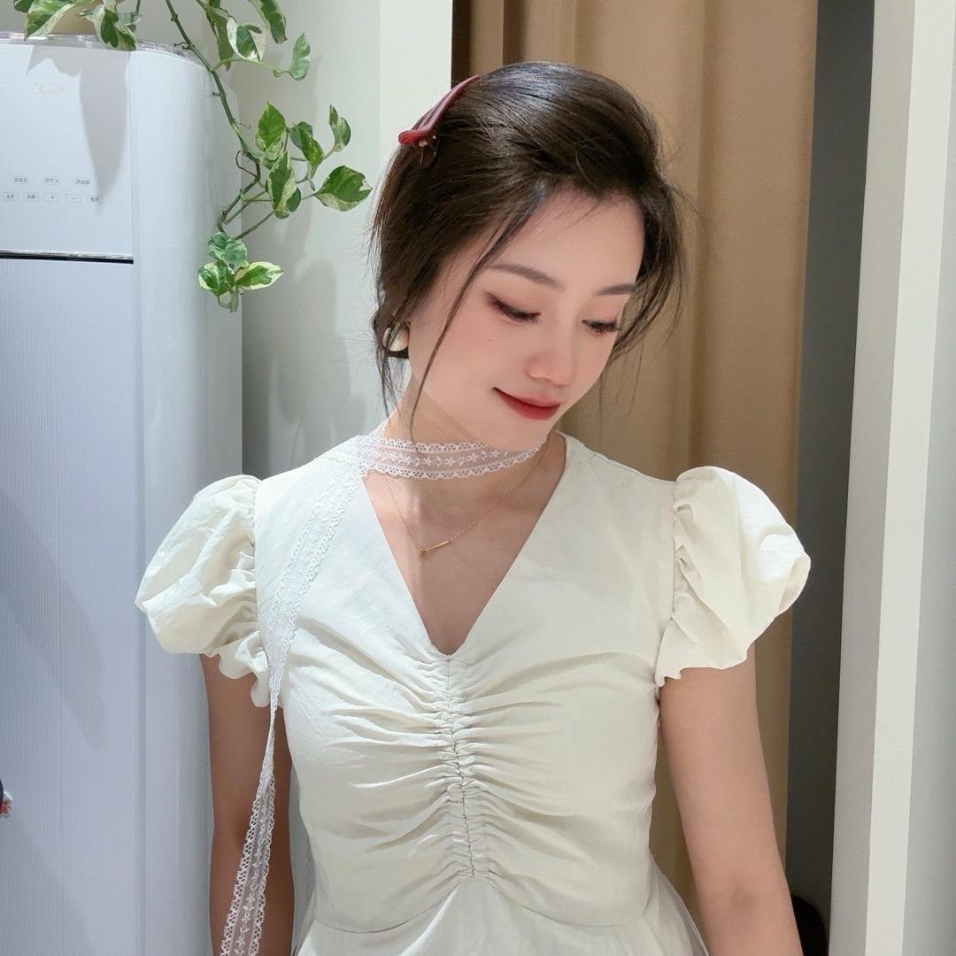 花莳（中央公元东门内）