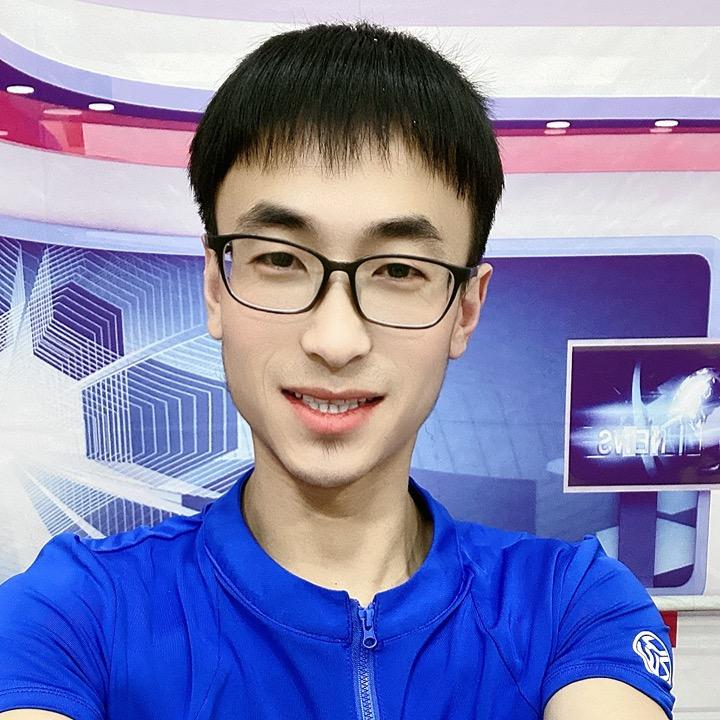 眼镜王老师爱运动