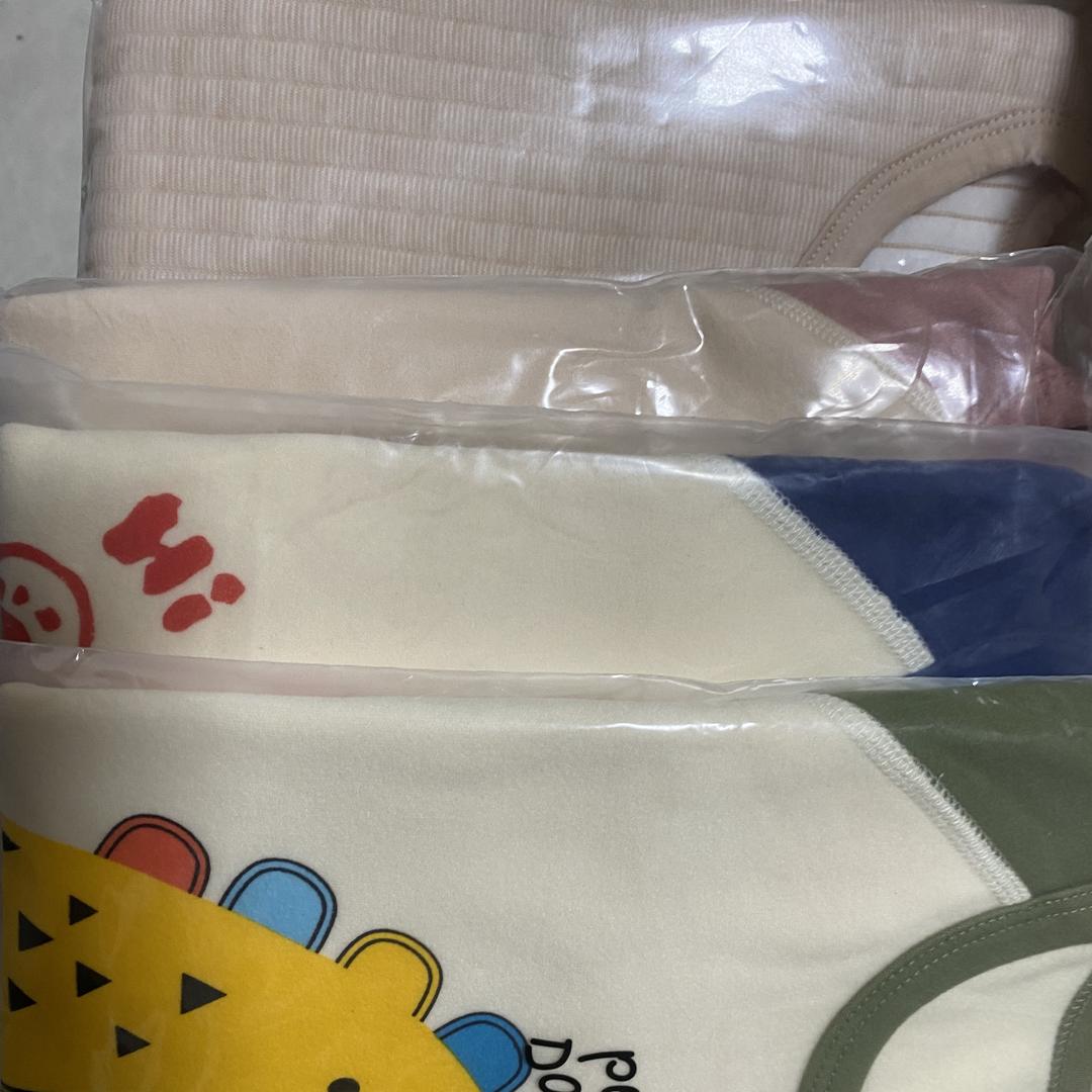 柚柚童装服饰店