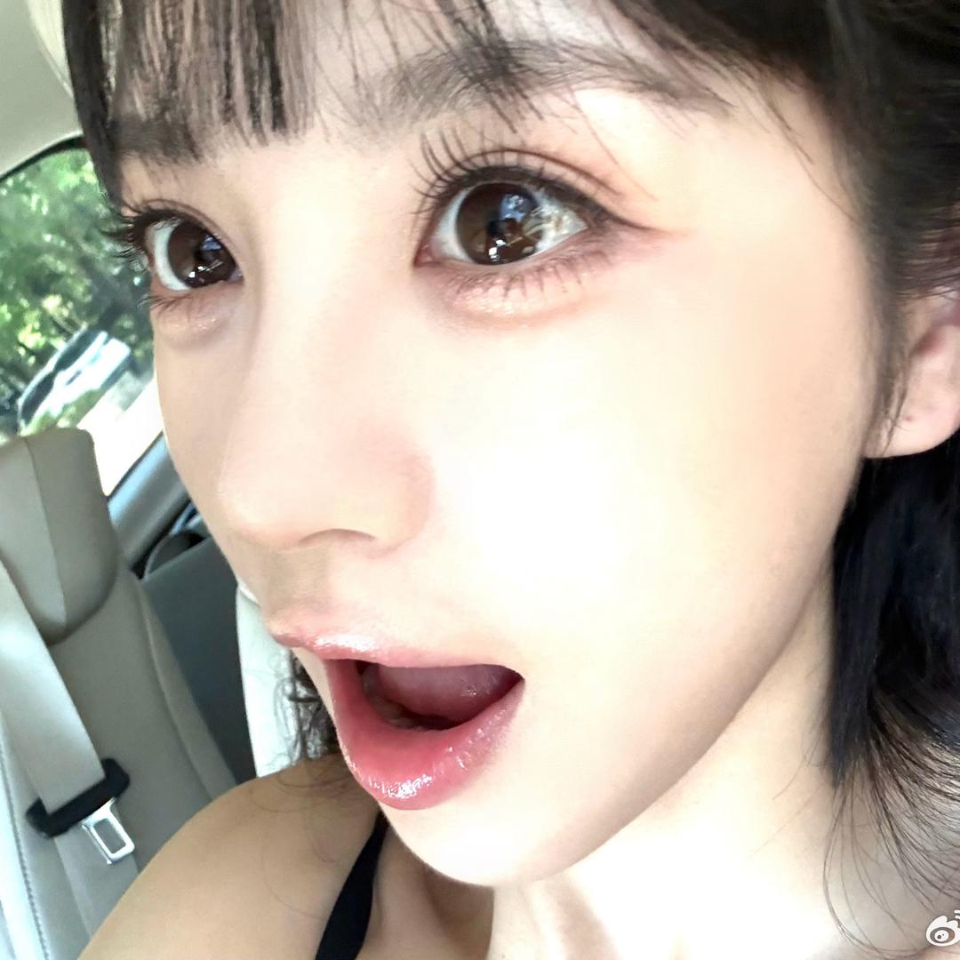 甜甜甜田曦薇💗