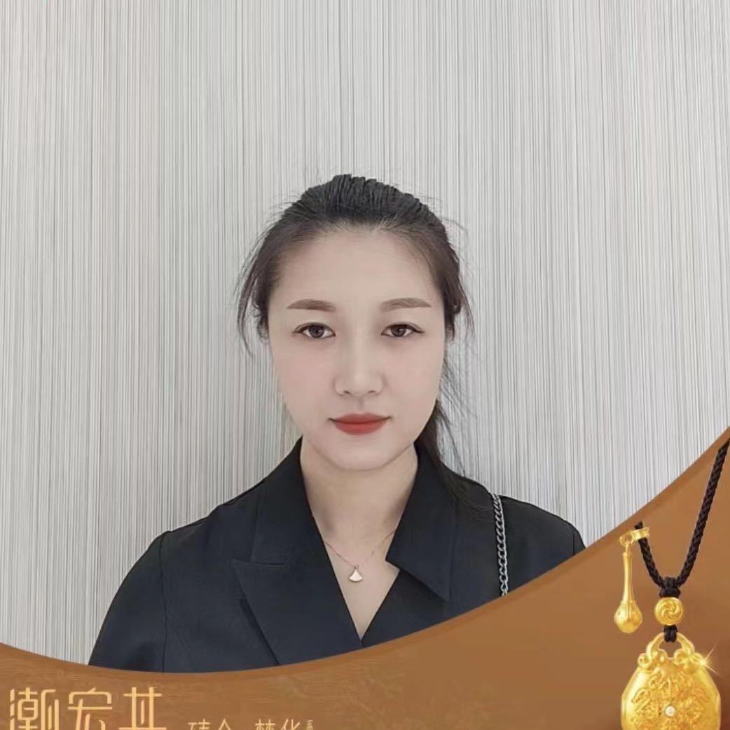 潮宏基铁岭新玛特刘丹