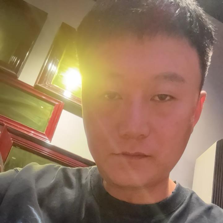 库迪是只雪纳瑞