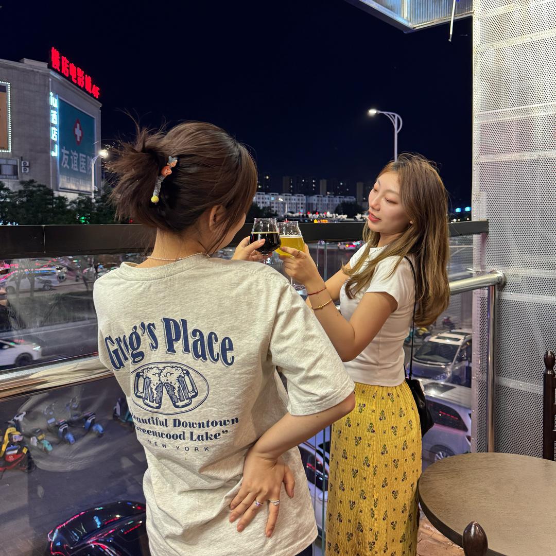 疯癫老奶👩‍❤️‍💋‍👩