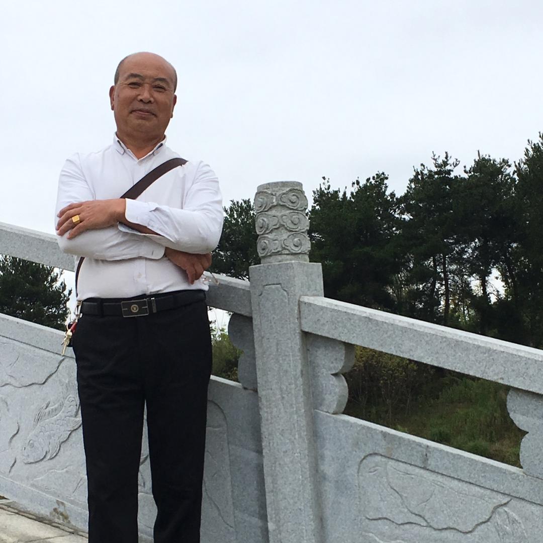 随遇而安（有赞必回）本人姓戴