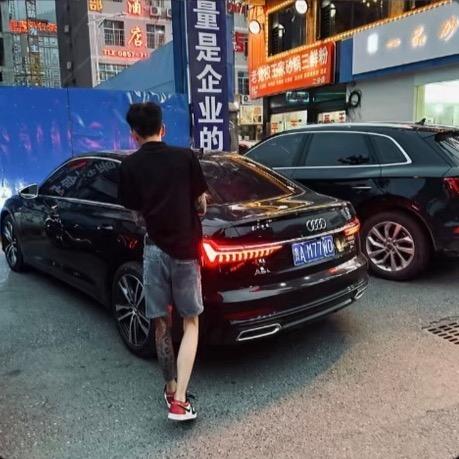 𝙃𝙚𝙡𝙡𝙤航.🌊