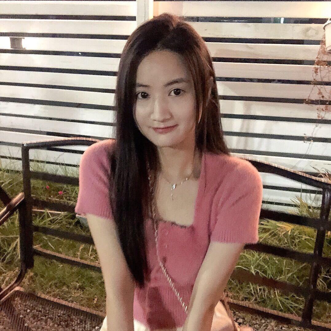 鸿宇布料源头-莉莉