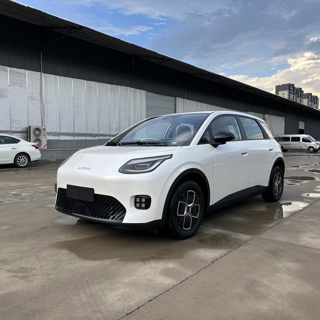 雅喆爱讲车