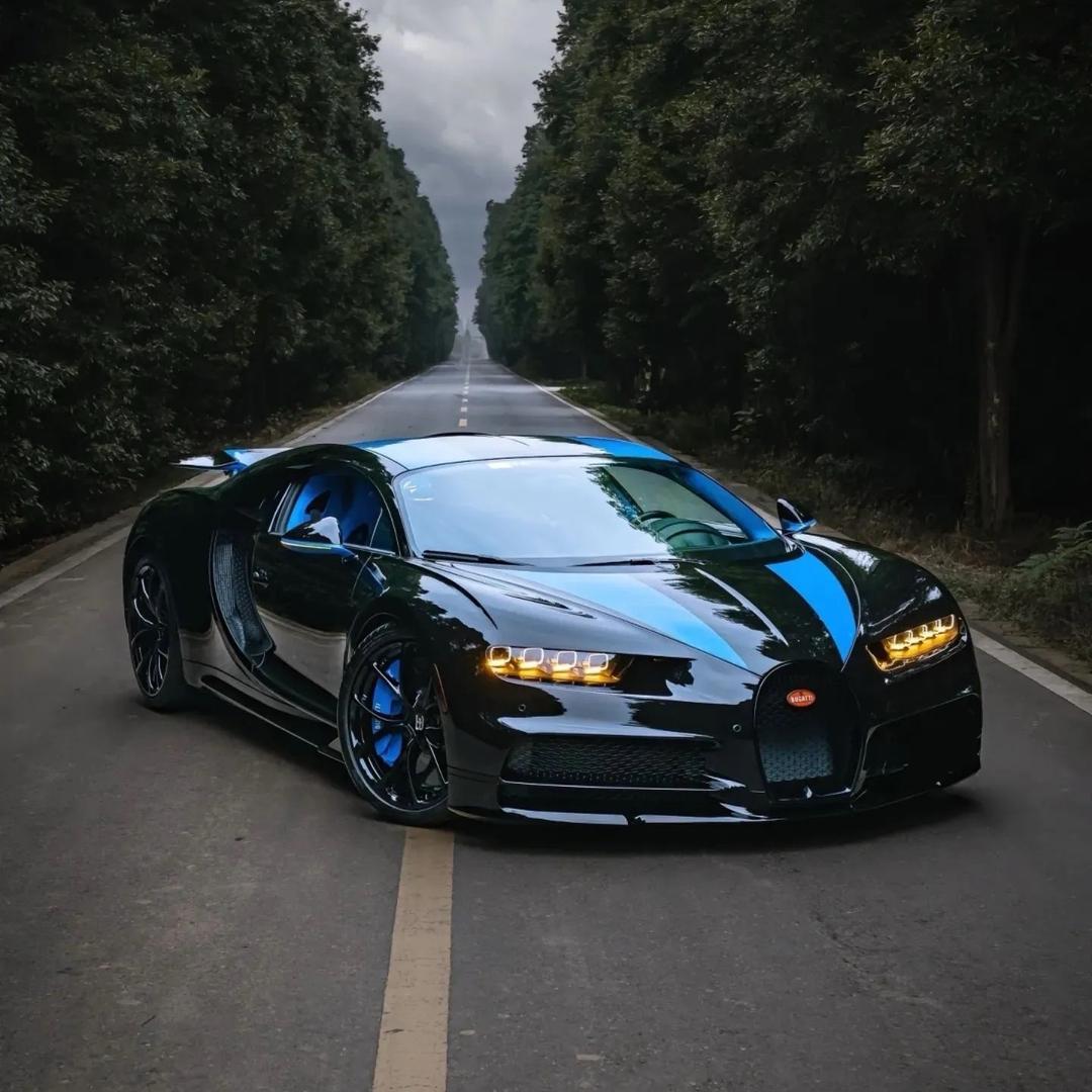 湘西江诚二手车-大雨