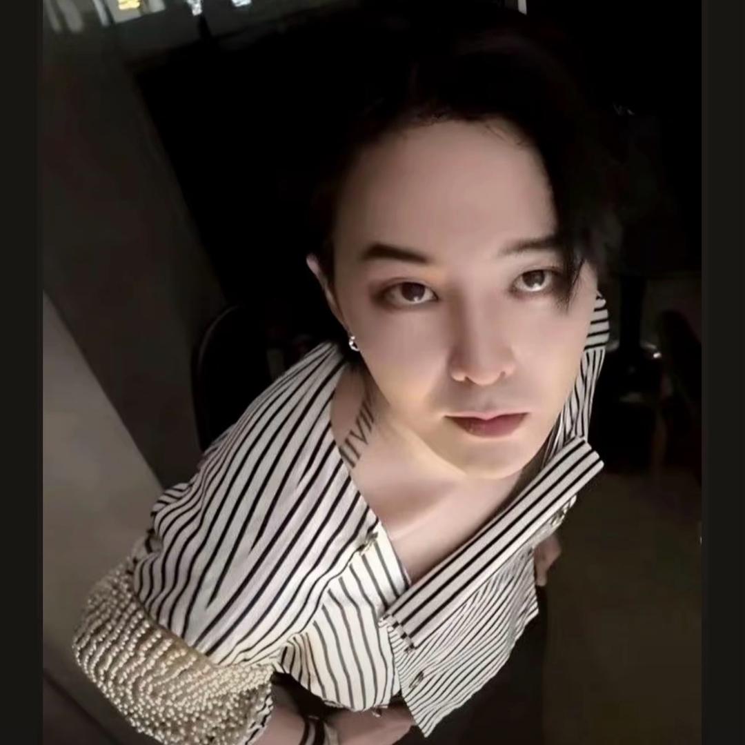 月