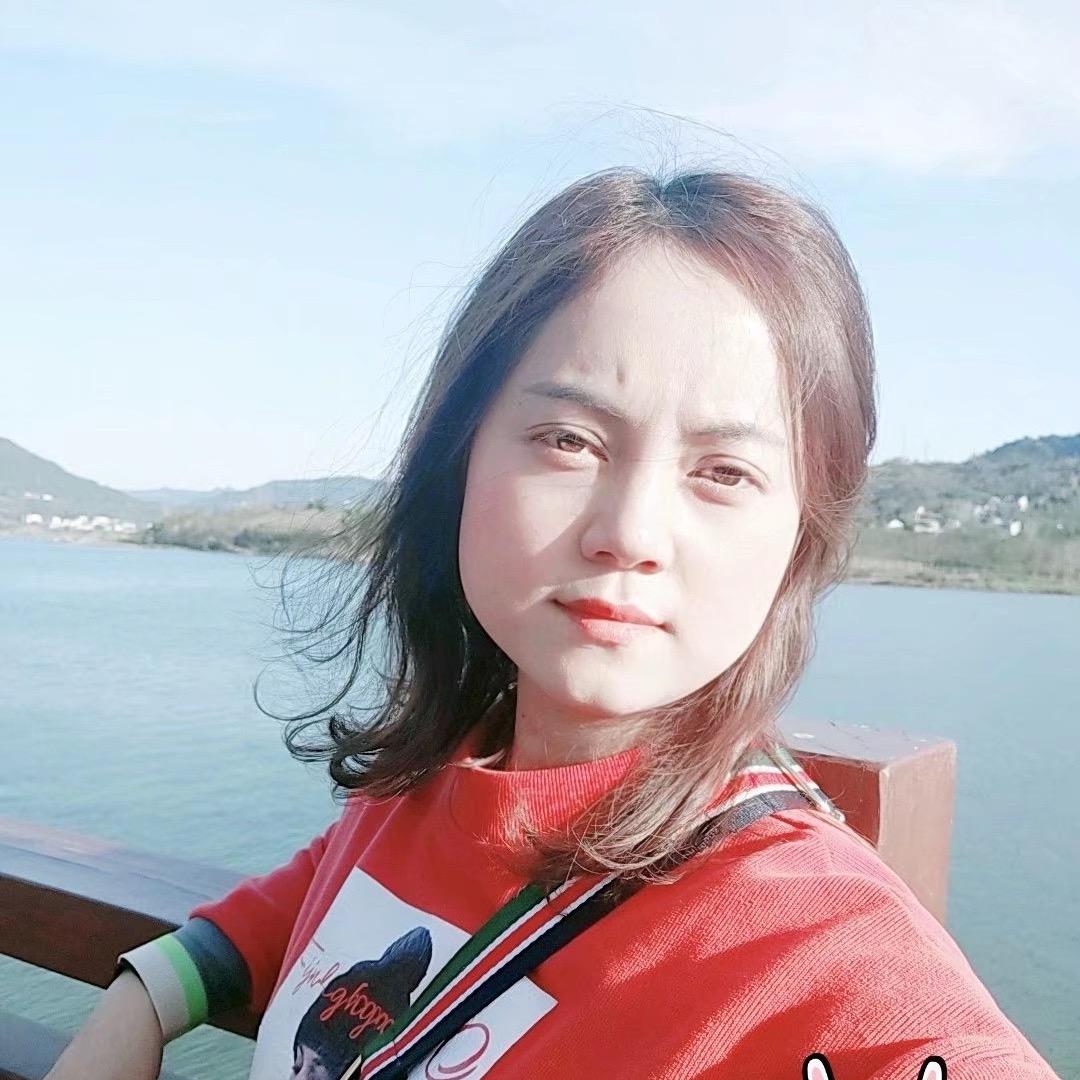 蒋丽