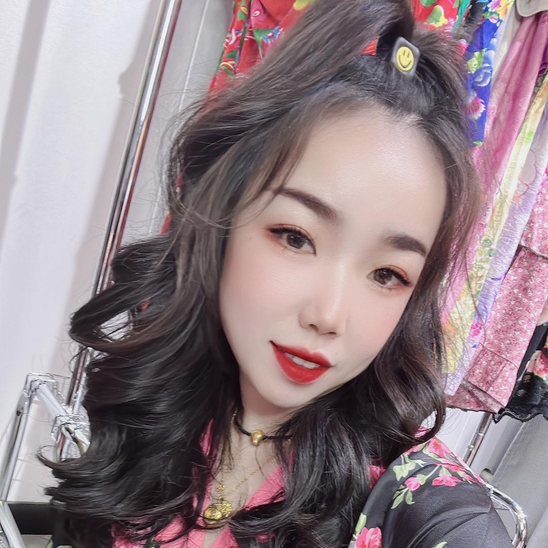 媛媛服饰穿搭@
