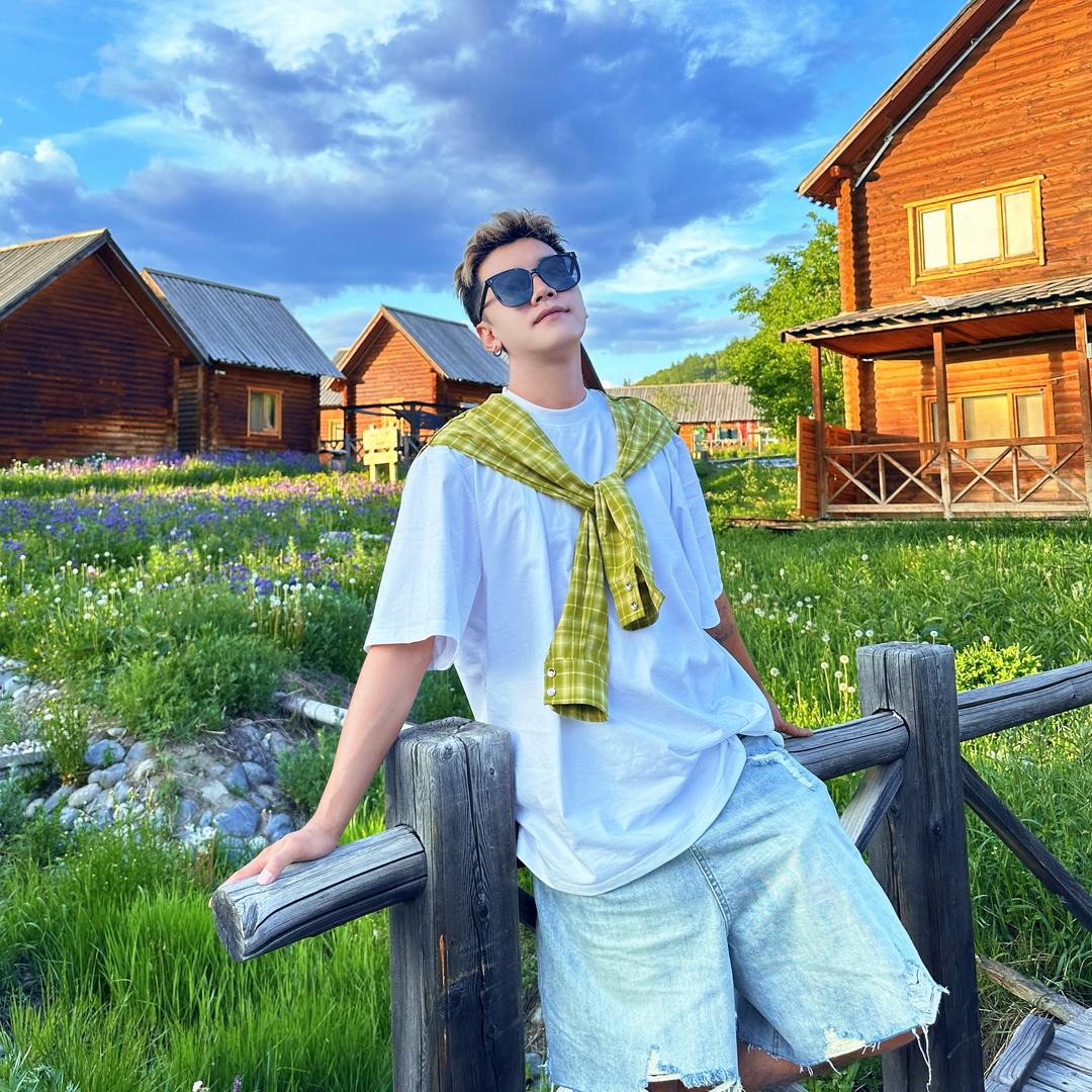 壹小晨（俄罗斯军事体验旅行团）