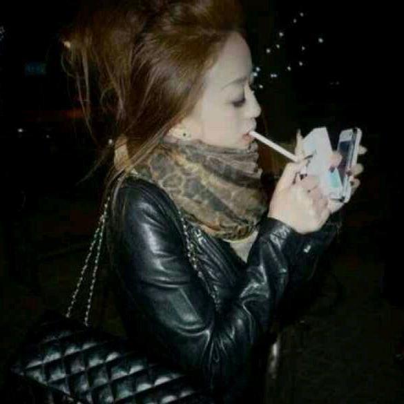 ༺💰小财໊迷এ᭄