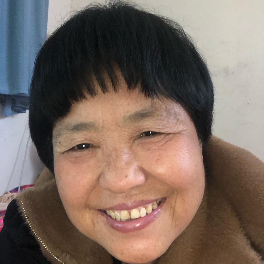 梁绒莉一