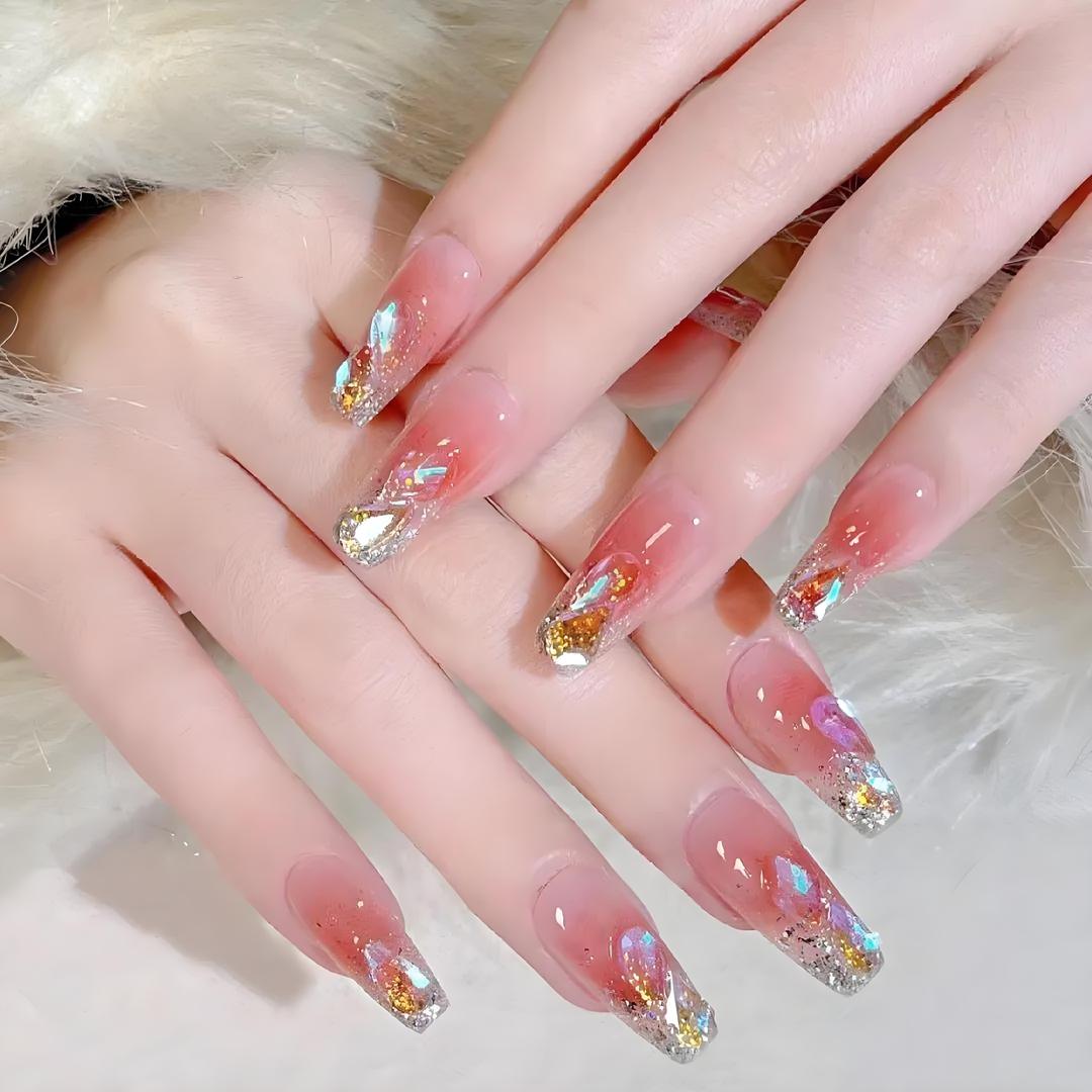 Y.y穿戴甲