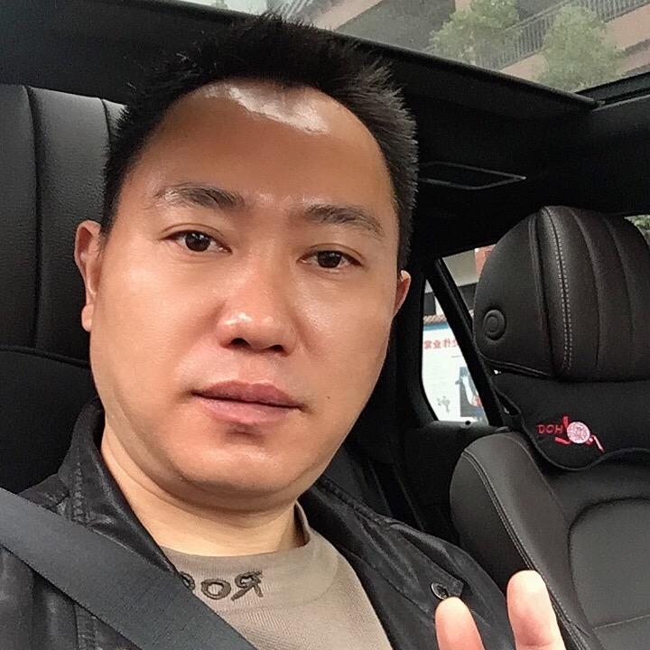 谭小华
