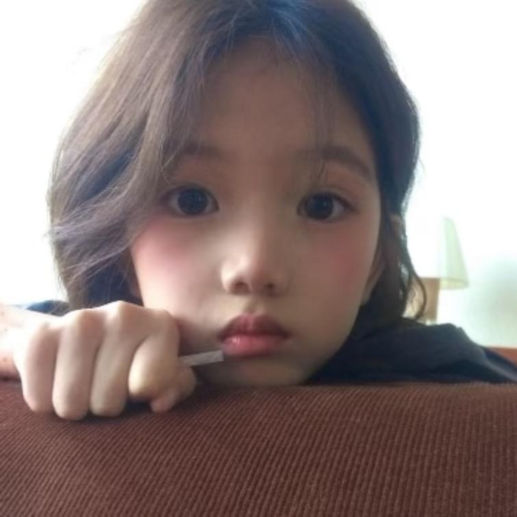 下辈子再也不谈宅男(>﹏<)