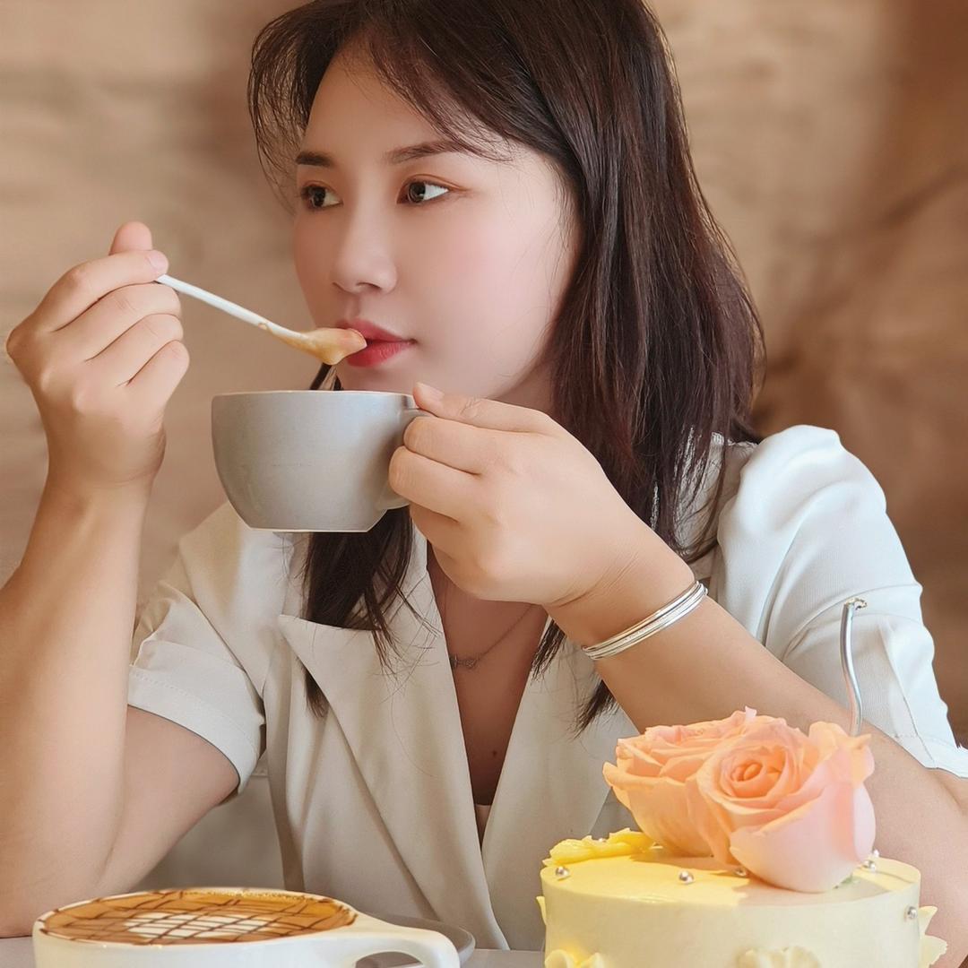 石泉县姣丹美容馆
