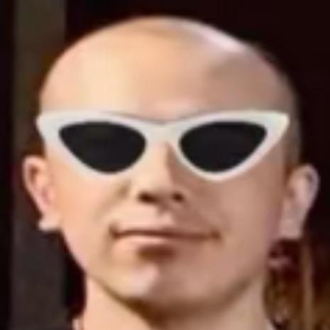 用户8927654762567