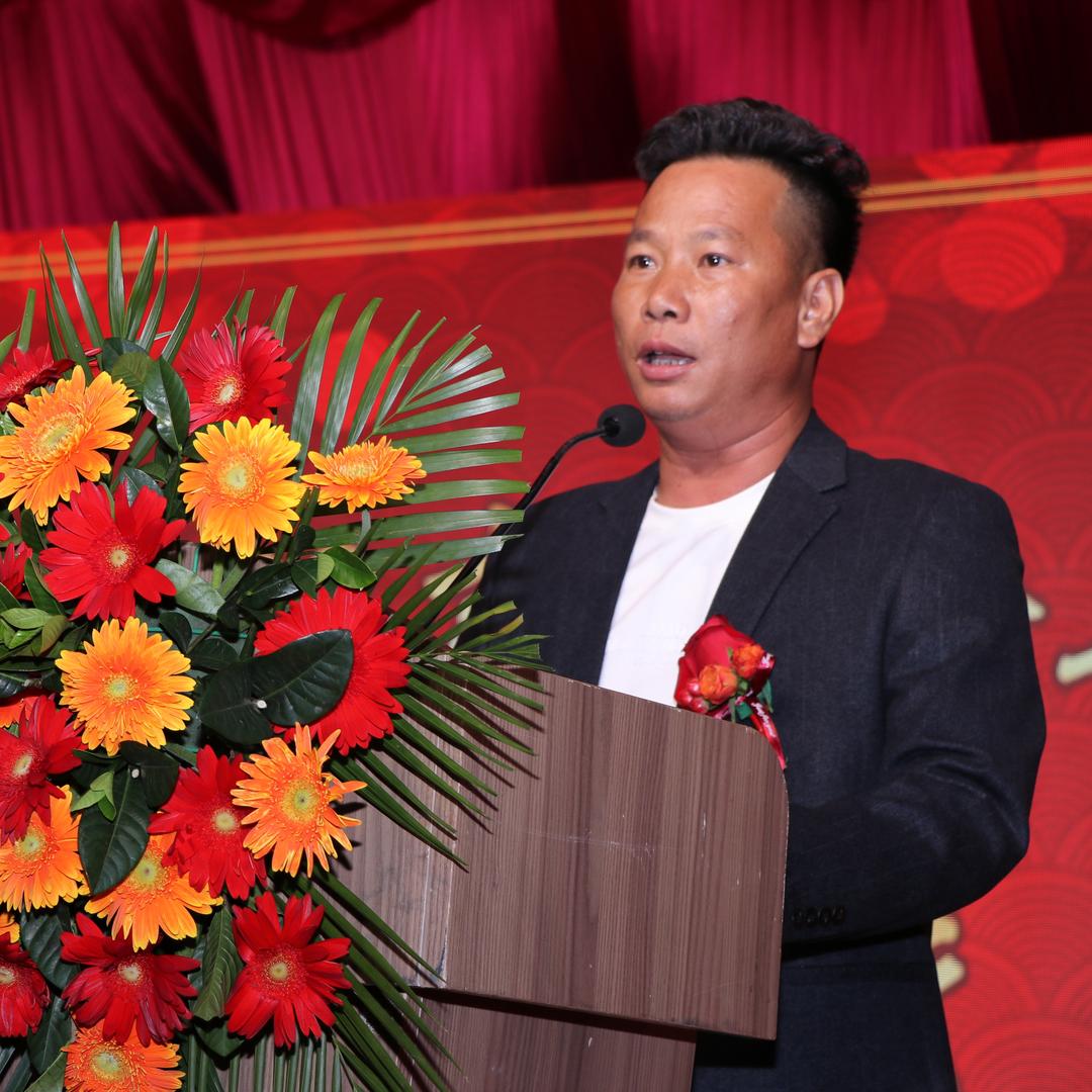 添亮板房