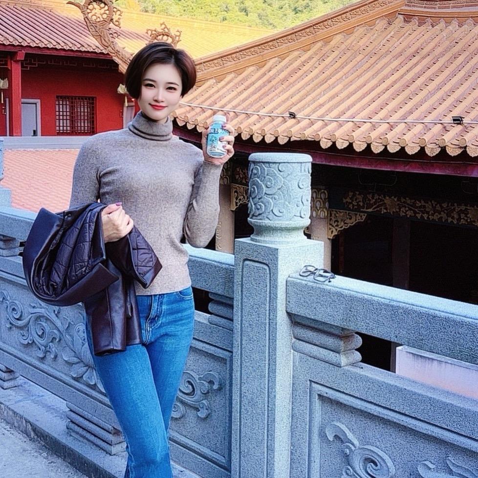 蓝天白云微微风