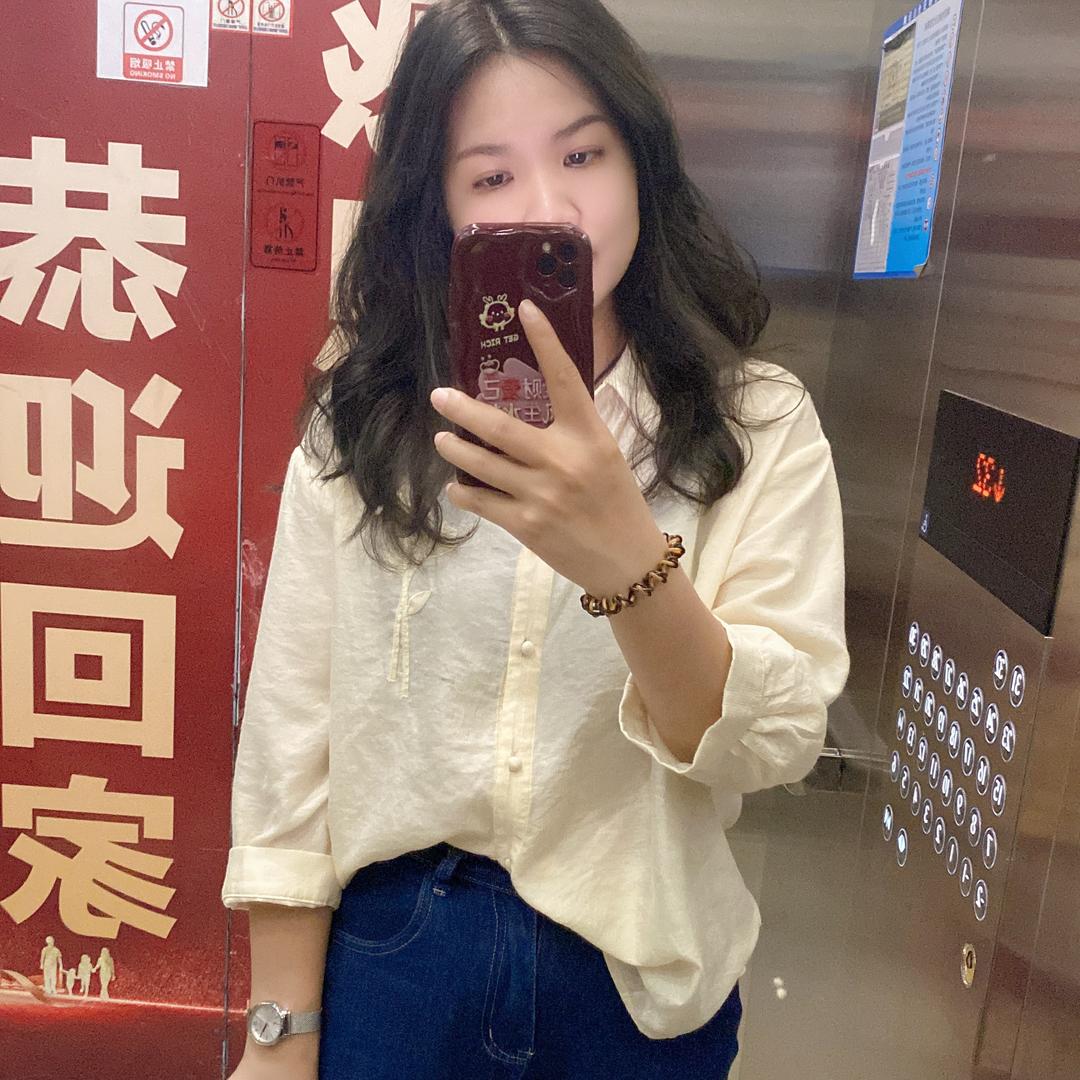 云浮德誉门窗-小梅