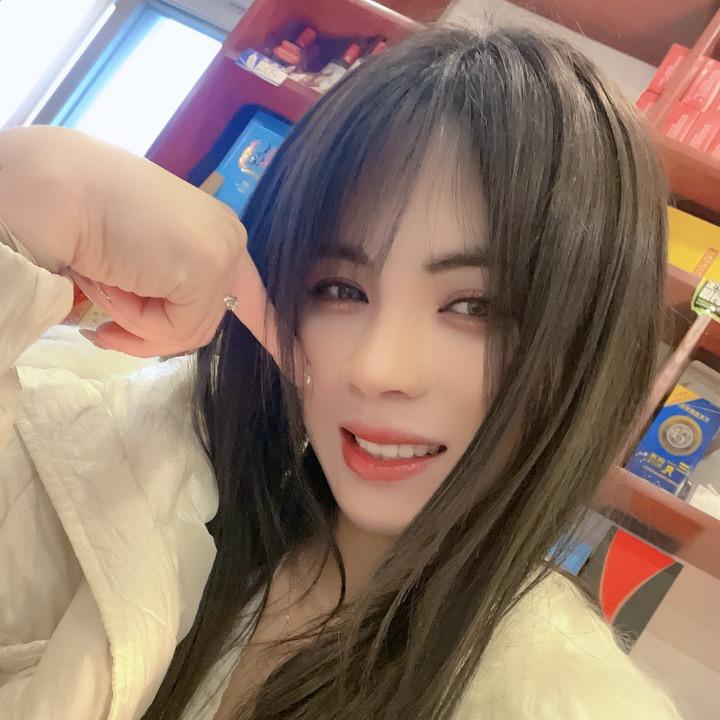 💞甜小妞ღ᭄ꦿ💞