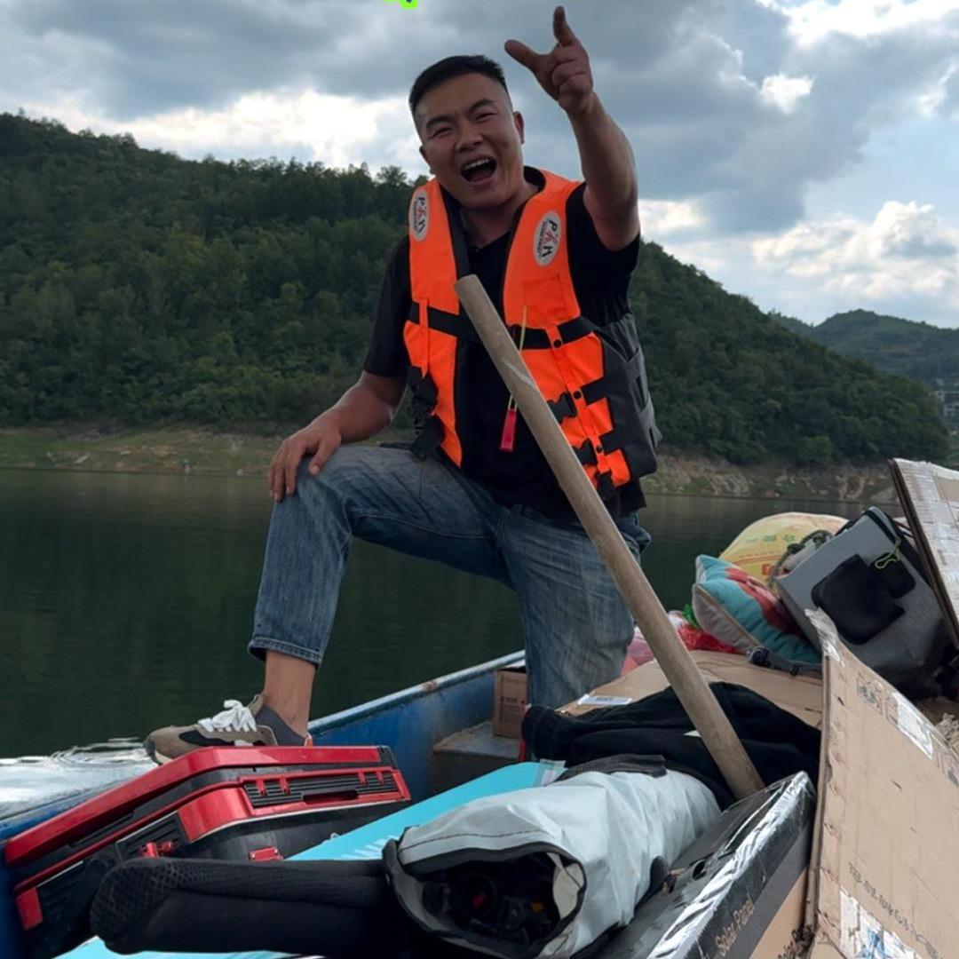 小建钓鱼🎣