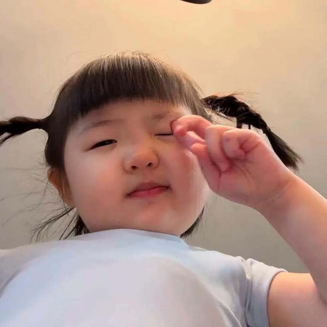 小 小