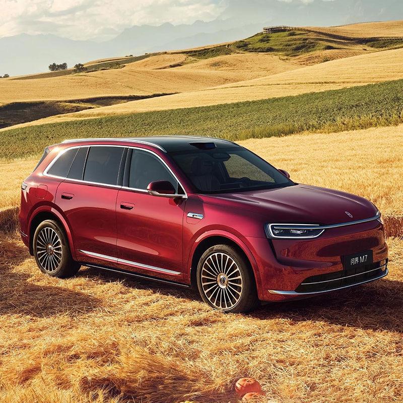 点缤问界专改汽车用品