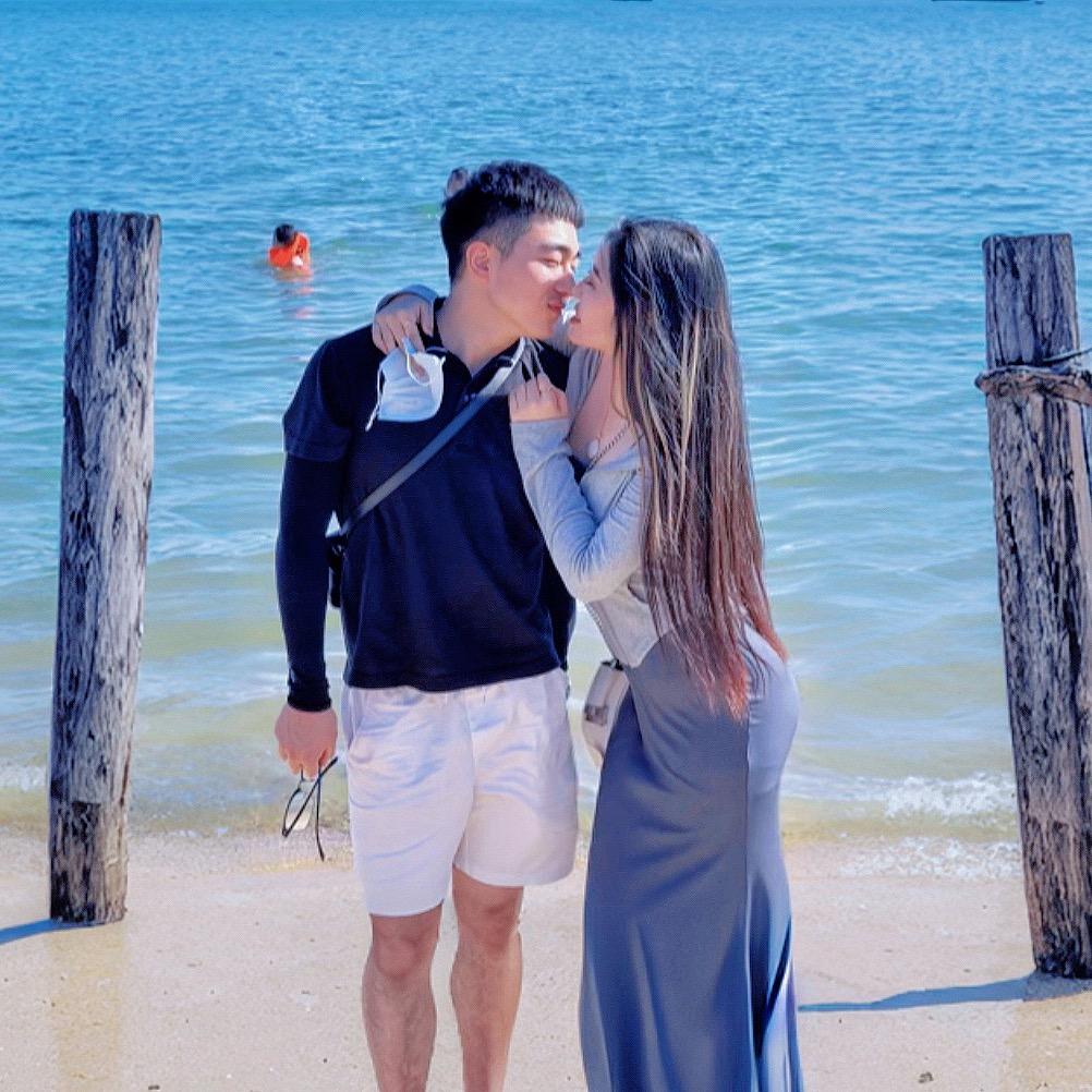 蕊儿和傲傲
