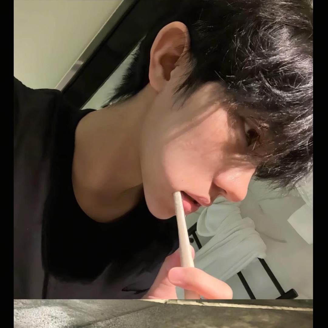 Aaa金牌销售小毛