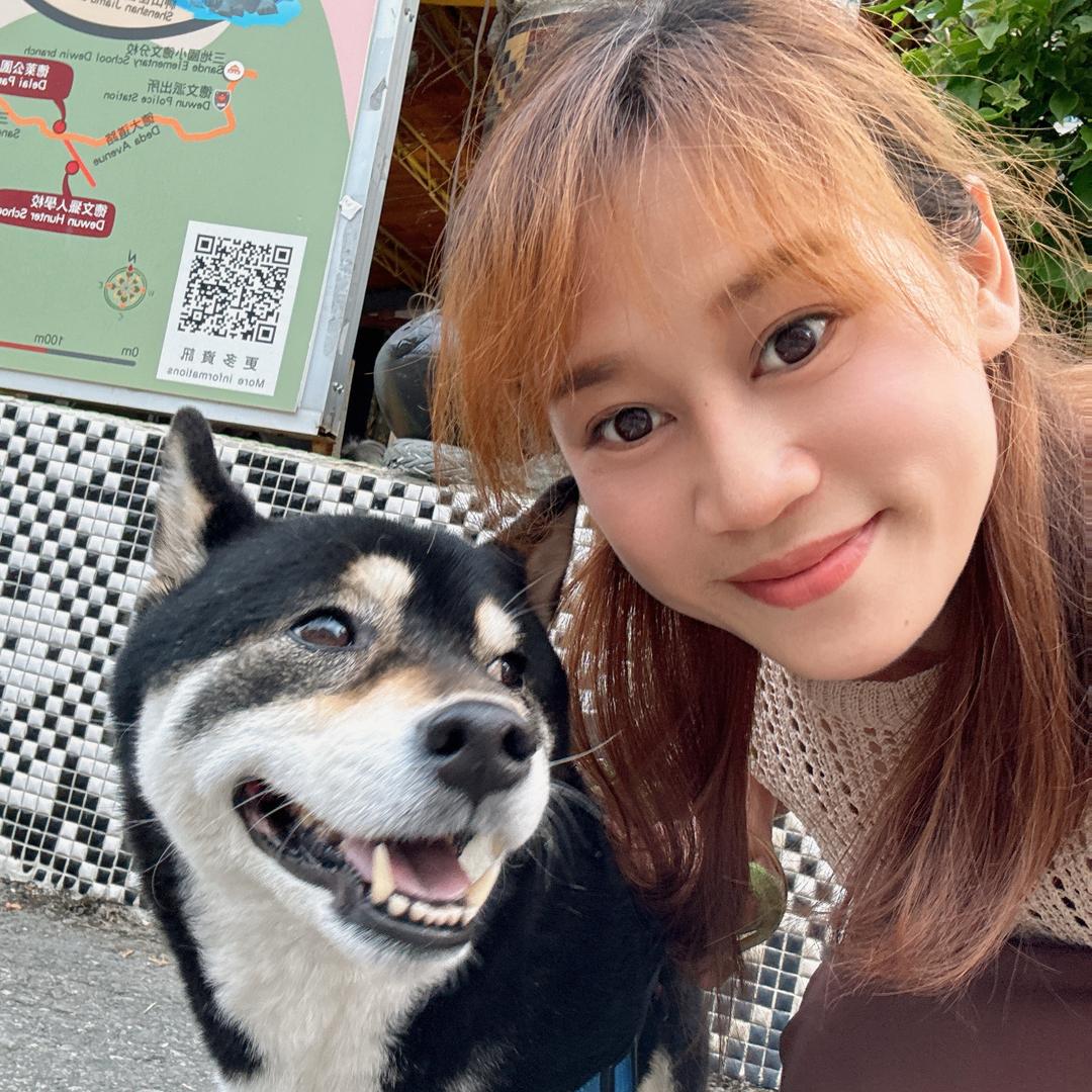Vicky汶