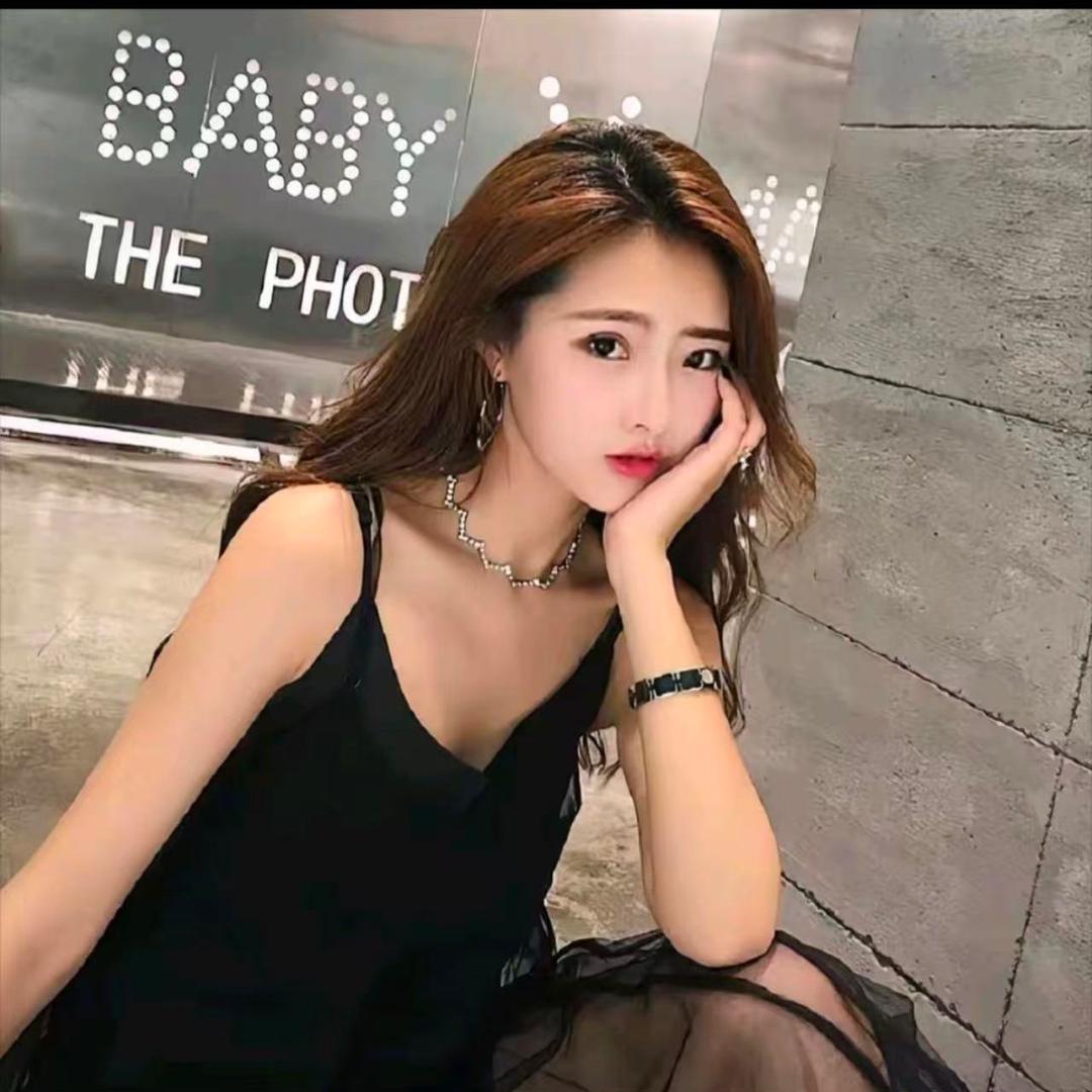 晨妍(爆款穿搭)