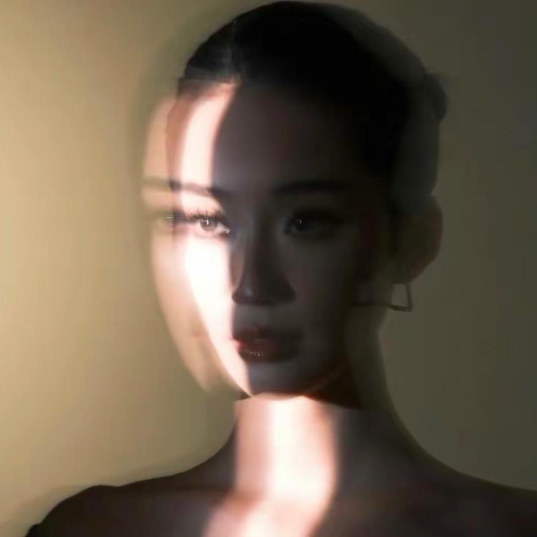 我的纸飞机𓆝 𓆟