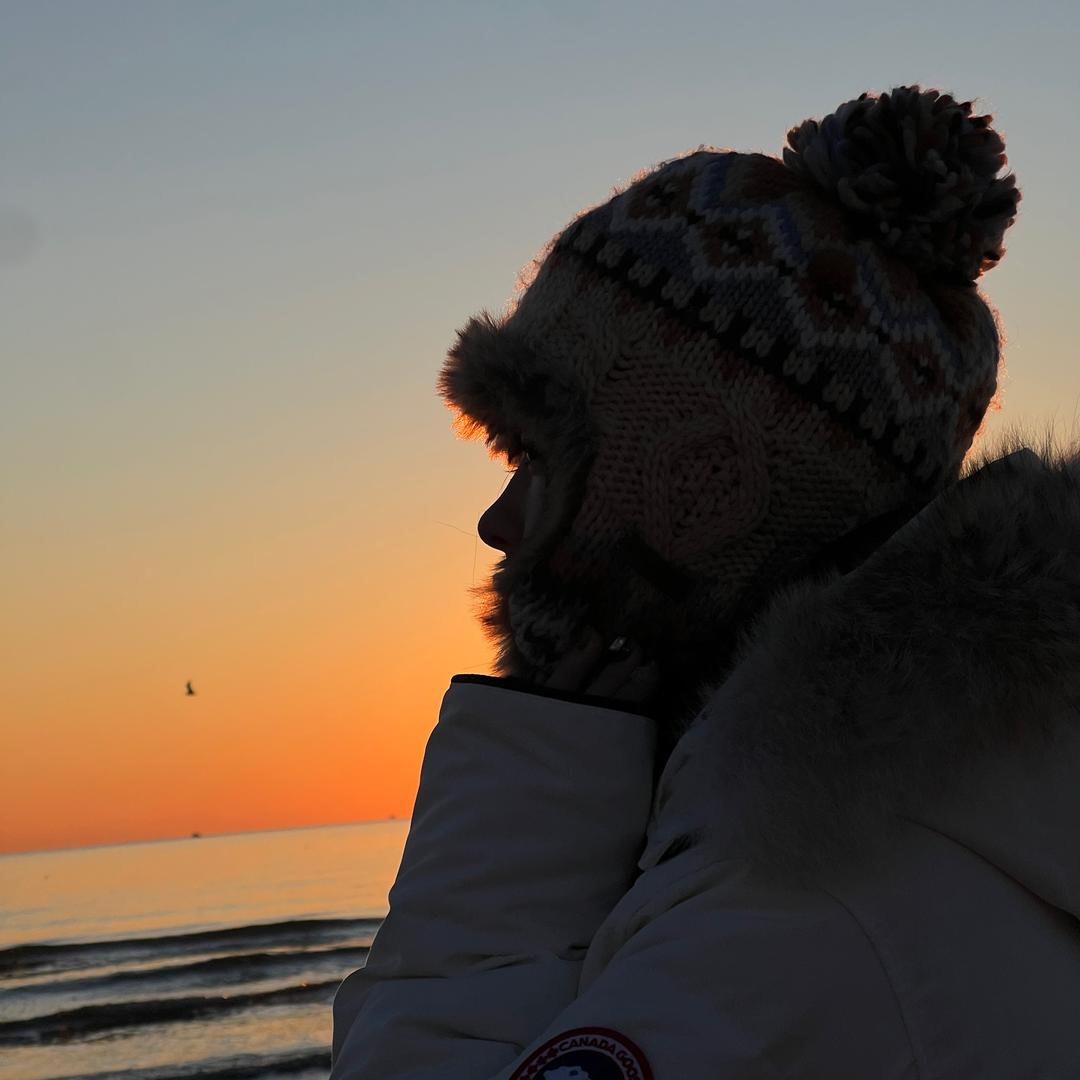 四个月亮的夜🌙