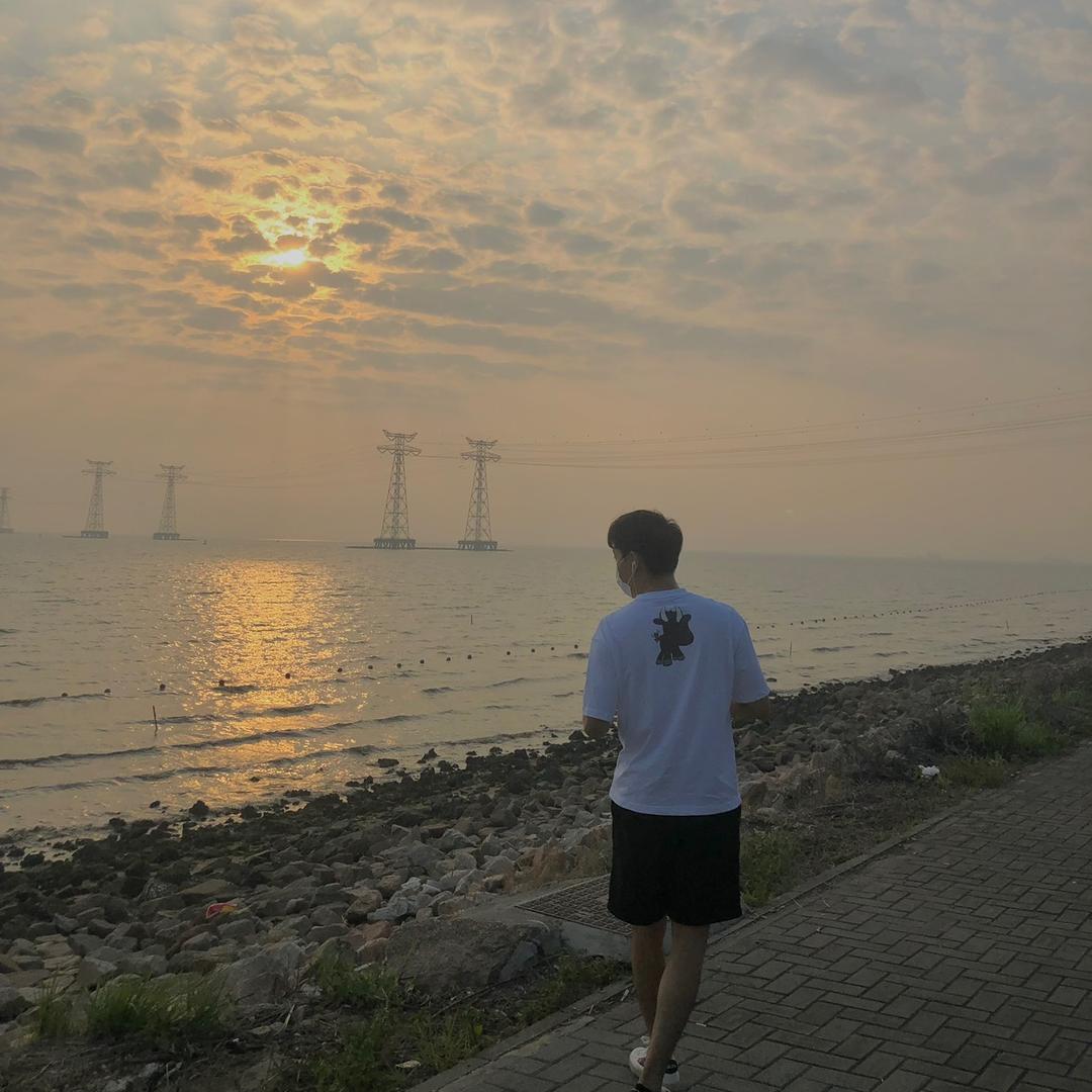 进击的李同学小店