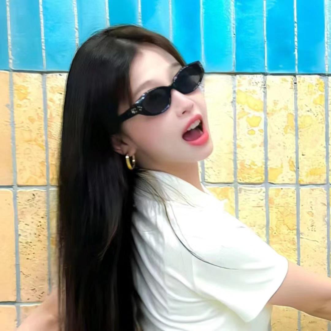 好饿好困好想睡觉