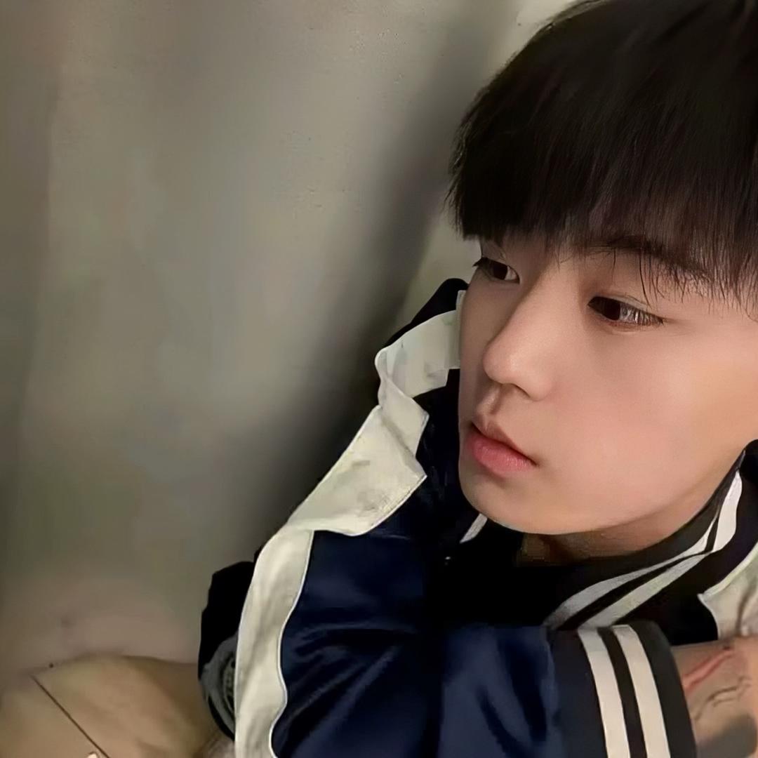刘6️⃣