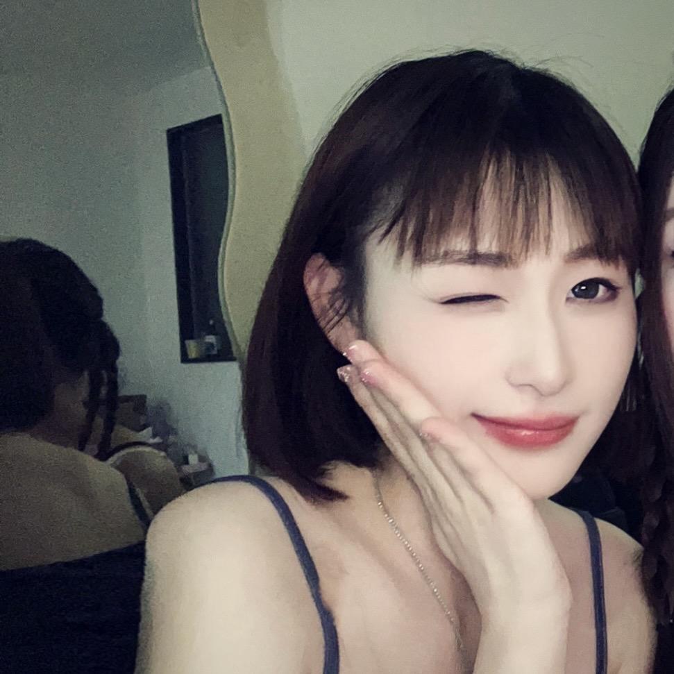 瑶瑶🌈打工妹