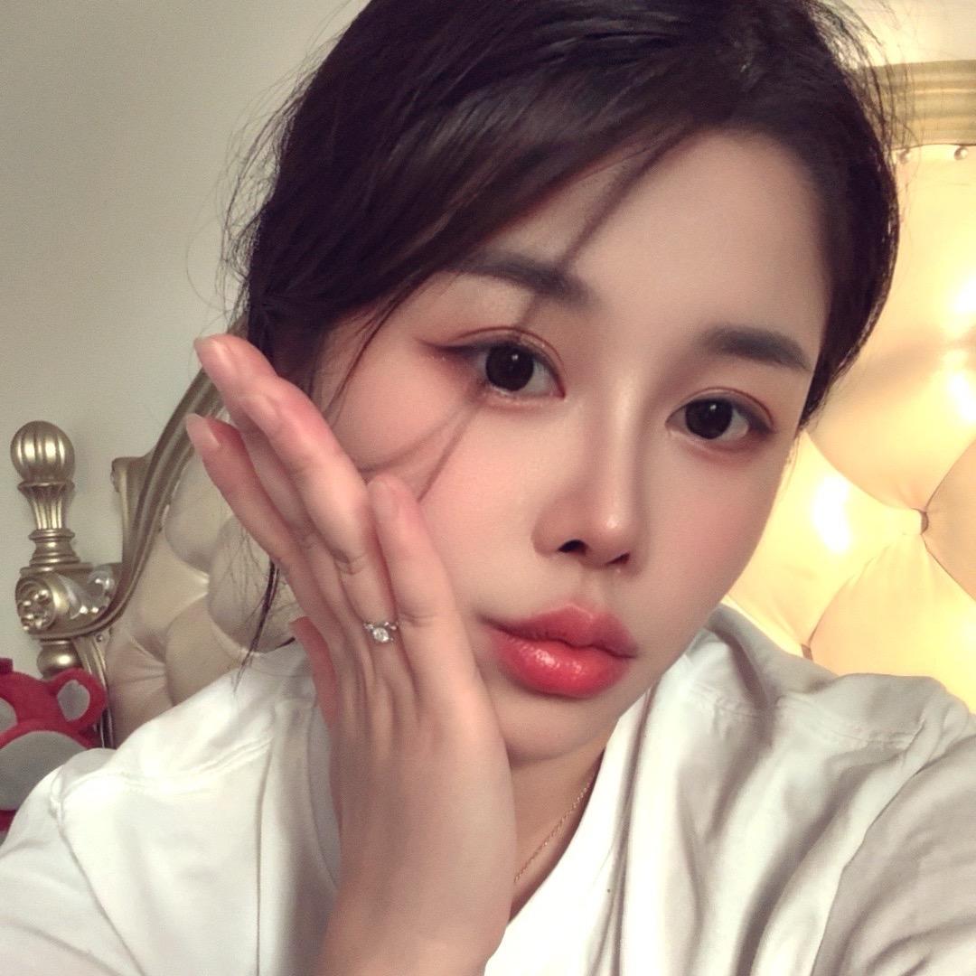 💎   R
