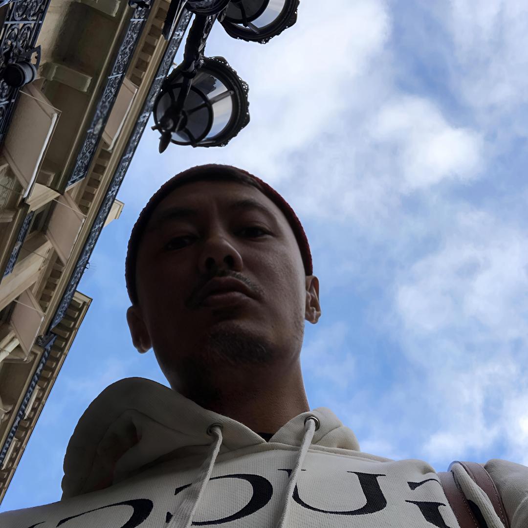 何以至此.